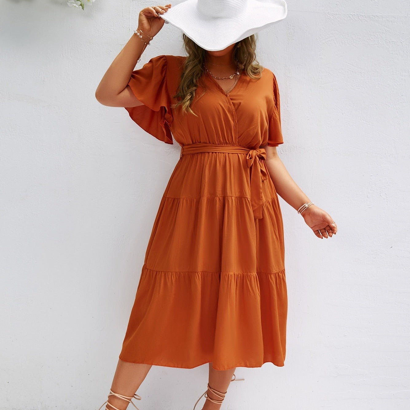 Sukienka plus size midi letnia z kopertowym dekoltem