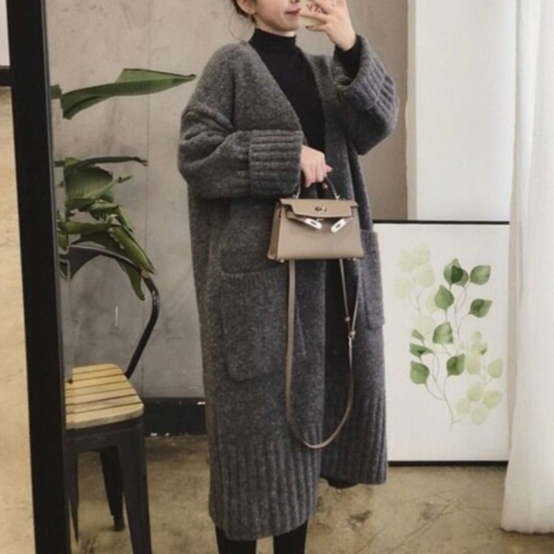 Damski sweter typu kardigan z kieszeniami