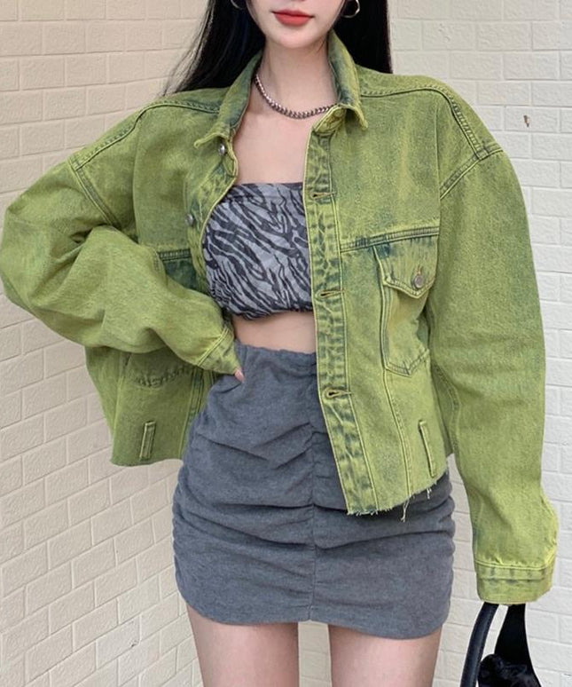 Damska kurtka jeansowa o luźnym kroju