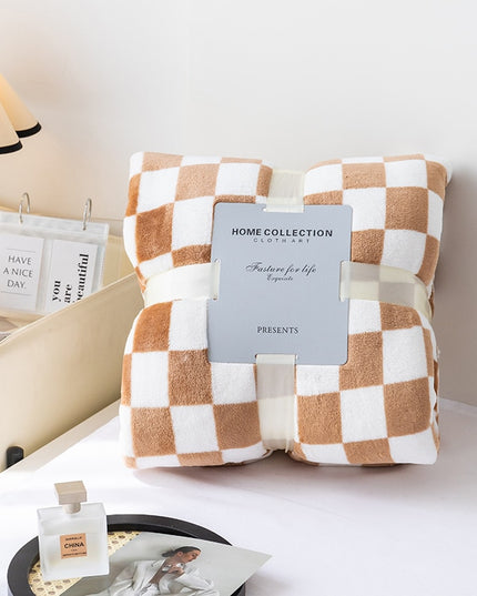 Miękki koc ozdobny w kratkę