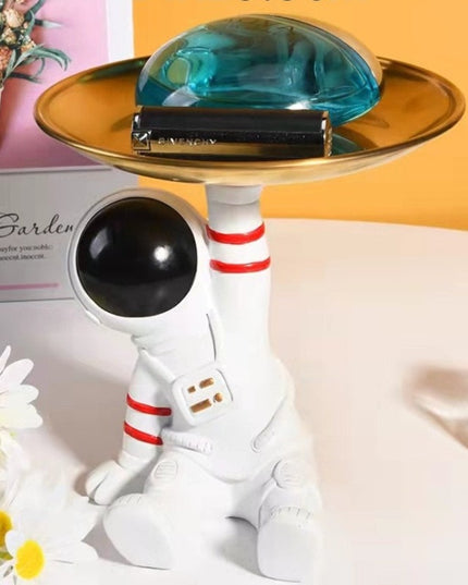 Figurka funkcjonalna astronauta z tacą