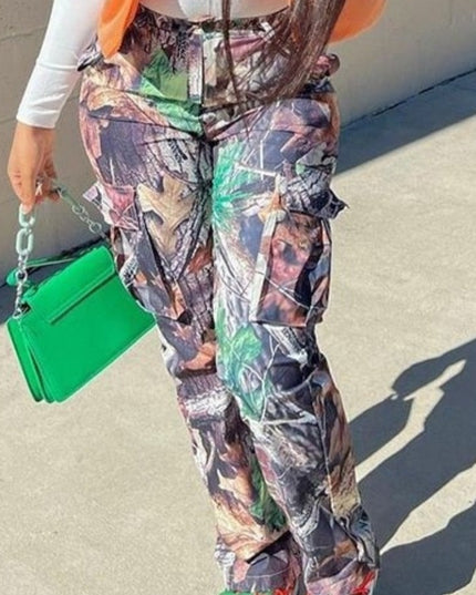 Damskie spodnie cargo we wzór moro