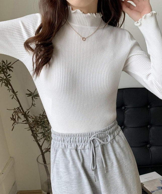 Damski sweter prążkowany z golfem zakończonym falbanką