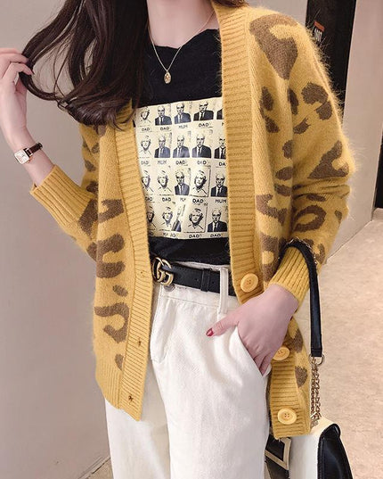 Damski sweter typu kardigan we wzór cętek