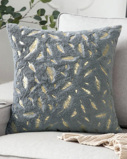 Poszewka na poduszkę futrzana ze złotym motywem