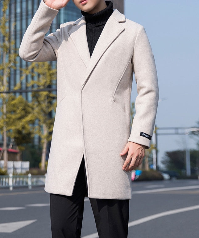 Męski płaszcz zapinany na guzik