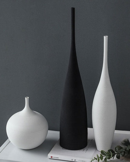 Wazon ceramiczny minimalistyczny ze zwężoną górą