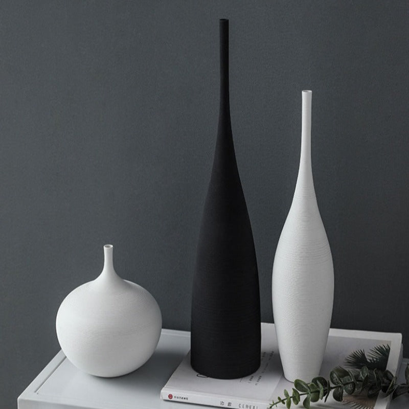 Wazon ceramiczny minimalistyczny ze zwężoną górą