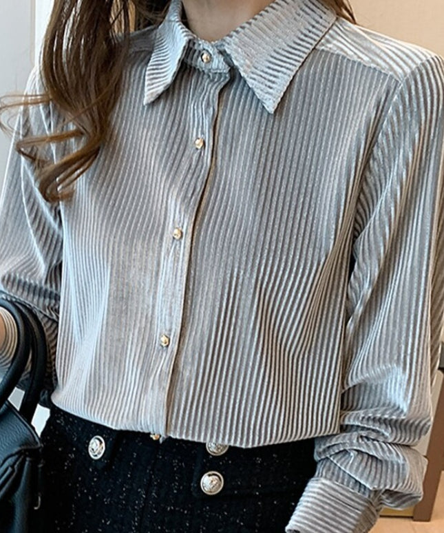 Damska koszula z prążkowanego materiału