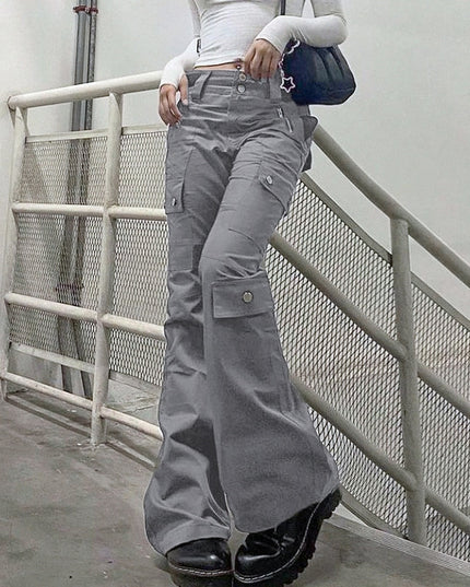 Damskie spodnie cargo z szerokimi nogawkami i kieszeniami