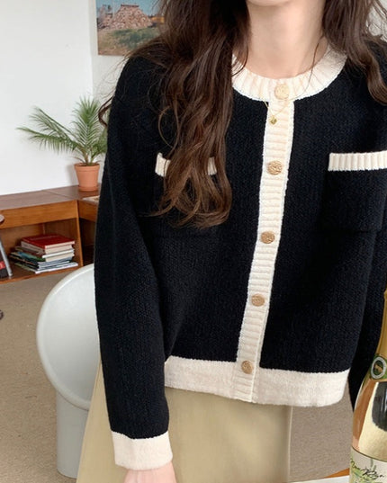 Damski sweter typu kardigan z kieszonkami