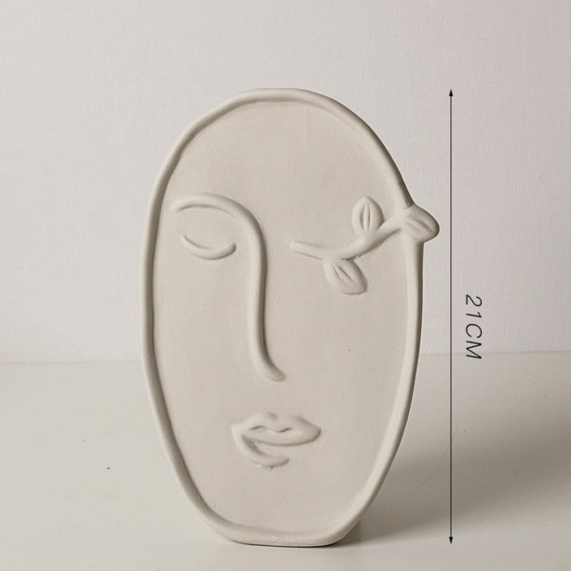 Wazon ceramiczny minimalistyczny w jasnych kolorach