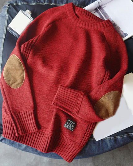 Męski sweter z dekoltem w łódkę i łatkami na rękawach