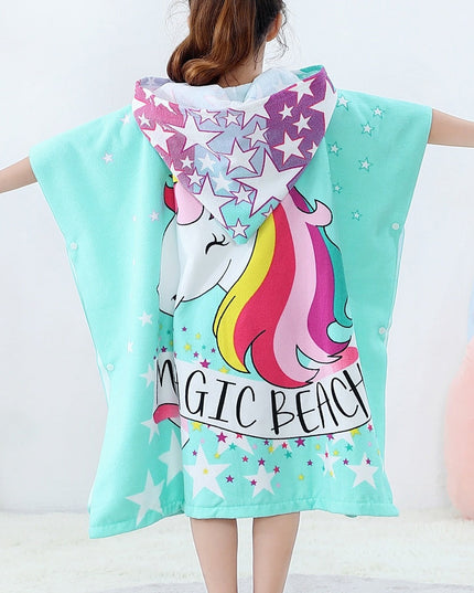 Ręcznik dziecięcy z kapturem z bajkowymi postaciami