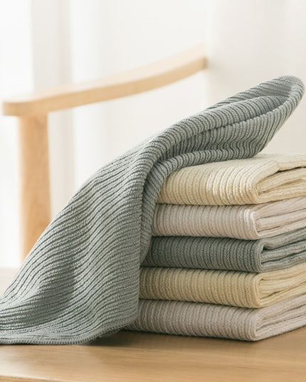 Ręcznik kuchenny prążkowany w jasnych kolorach