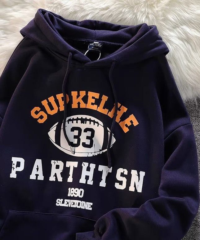 Damska bluza z kapturem i nadrukiem