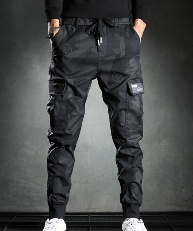 Męskie spodnie cargo we wzór moro ze ściągaczmi