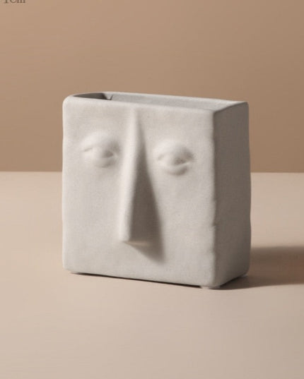 Wazon dekoracyjny ceramiczny z motywem twarzy