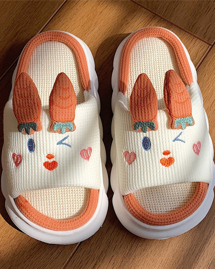 Miękkie klapki ze wzorem zwierzęcym