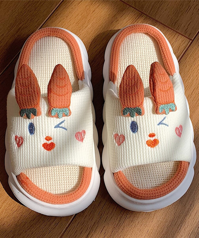 Miękkie klapki ze wzorem zwierzęcym