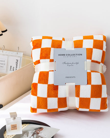 Miękki koc ozdobny w kratkę