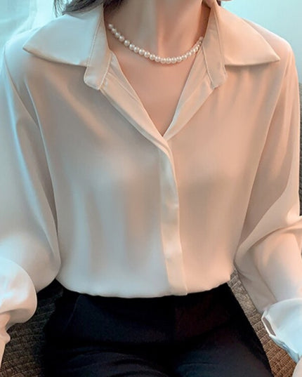 Damska koszula klasyczna z szyfonowego materiału