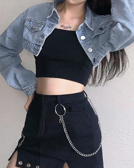 Damska kurtka jeansowa krótka o luźnym kroju