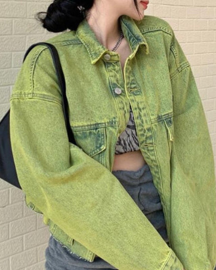 Damska kurtka jeansowa o luźnym kroju