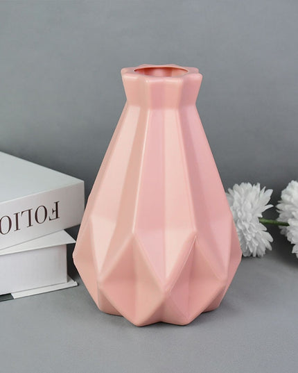 Wazon plastikowy dekoracyjny geometryczne wzory