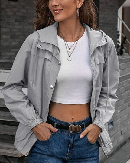 Damska kurtka przejściowa zapinana na zatrzaski