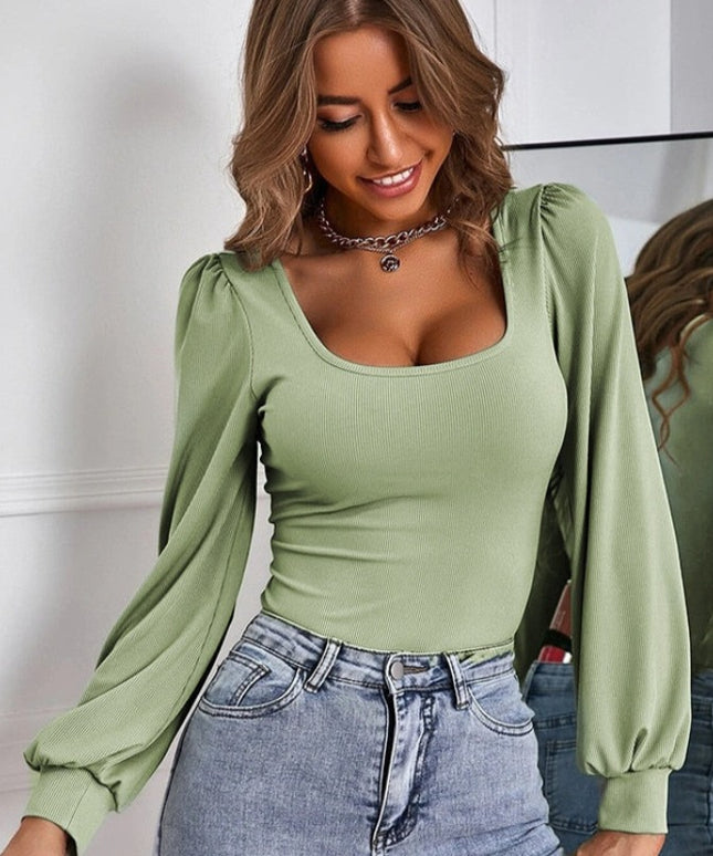 Damska koszulka z długim rękawem i bufiastymi rękawami