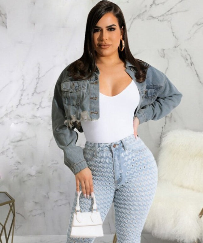 Damska kurtka jeansowa krótka z przetarciami