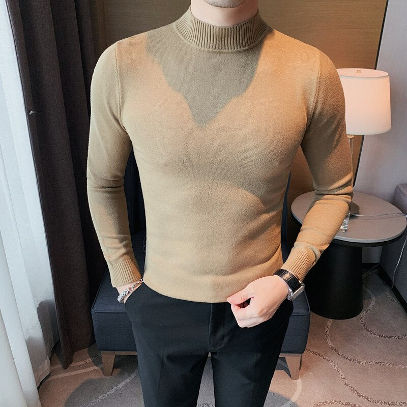Męski sweter typu golf o dopasowanym kroju