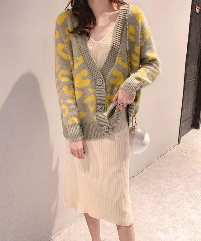 Damski sweter typu kardigan we wzór cętek