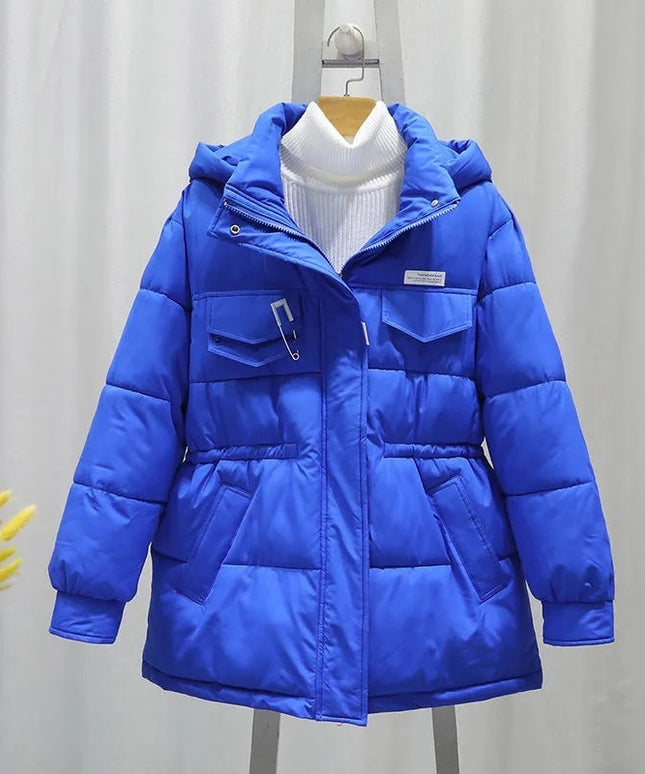 Damska kurtka zimowa taliowana z kapturem