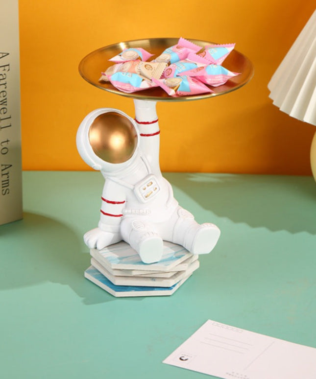 Figurka funkcjonalna astronauta z tacą