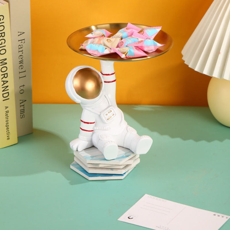 Figurka funkcjonalna astronauta z tacą