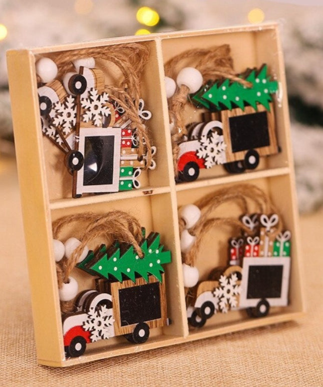 Świąteczne ozdoby wiszące w kształcie ciężarówek