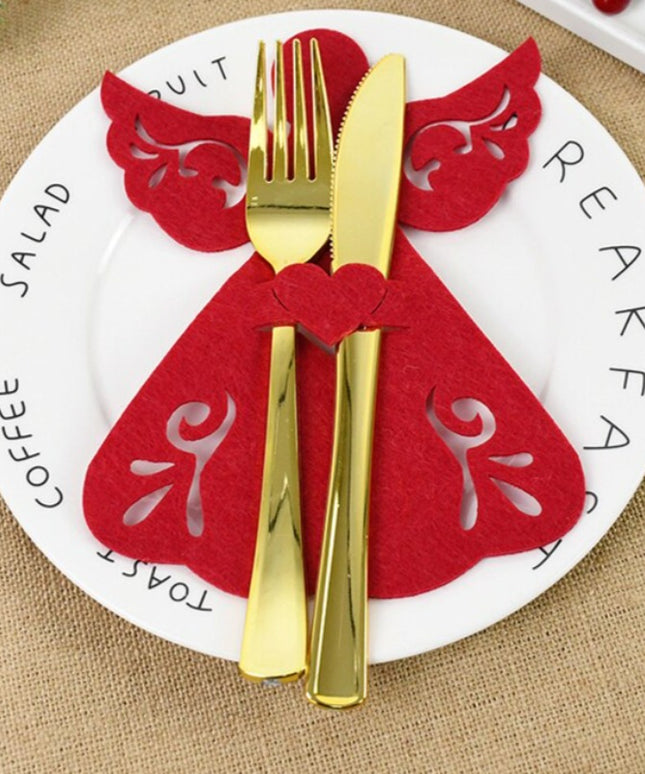 Świąteczne pokrowce na sztućce z filcu o kształcie aniołka