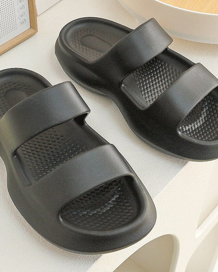 Damskie klapki z paskami