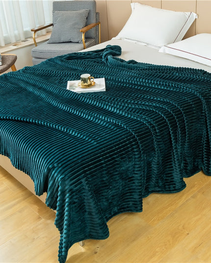 Elegancki koc z prążkowaną fakturą