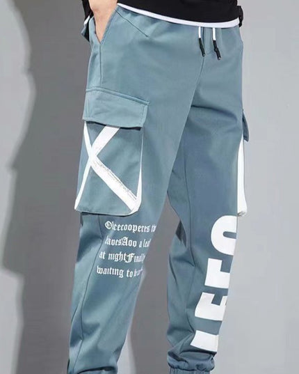 Męskie spodnie cargo z ozdobną klamrą