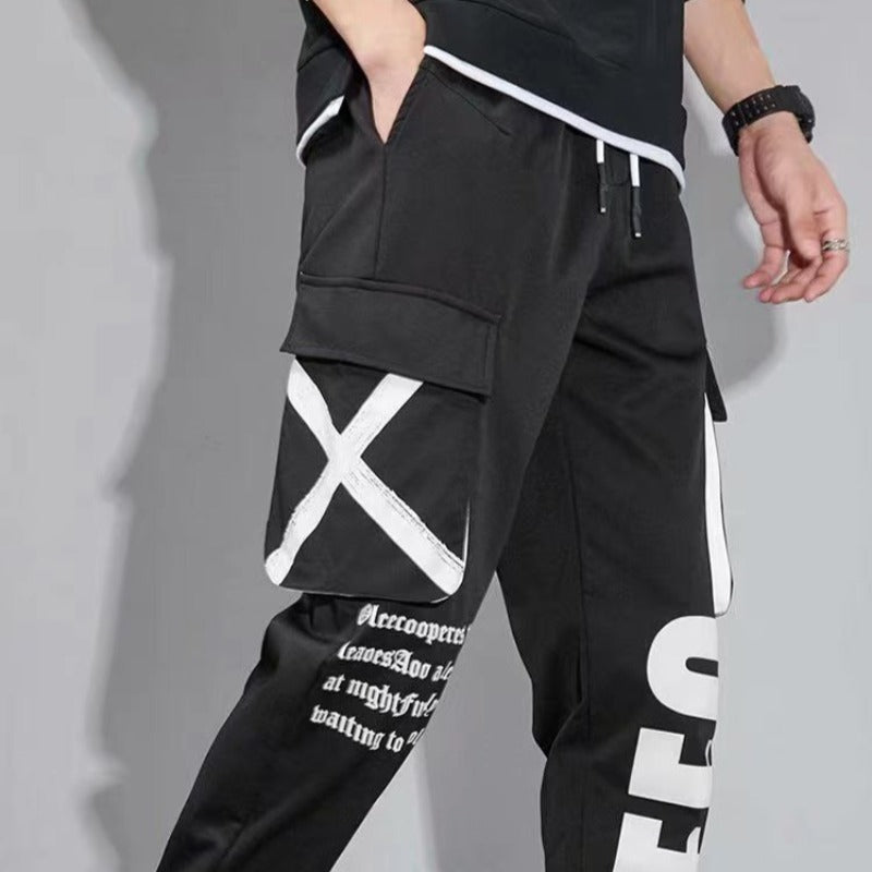 Męskie spodnie cargo z ozdobną klamrą