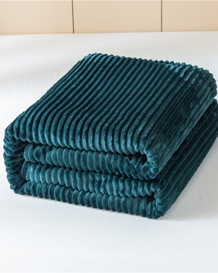 Elegancki koc z prążkowaną fakturą