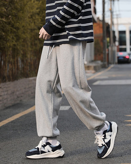 Męskie spodnie treningowe joggery z wiązaniem