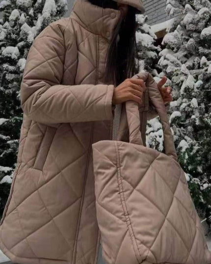 Damska kurtka zimowa pikowana zapinana na zatrzaski