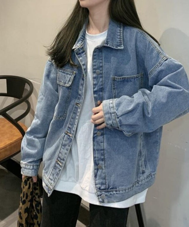 Damska kurtka jeansowa klasyczna oversize