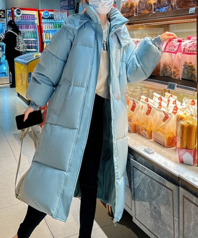 Damska kurtka zimowa z kapturem długości za kolano