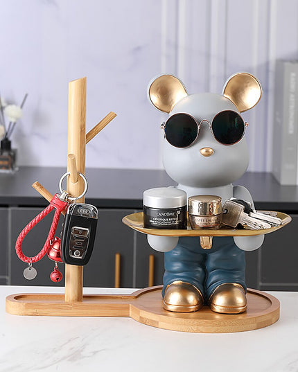 Figurka funkcjonalna miś w okularach z tacą