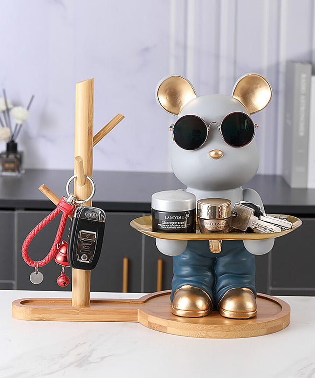 Figurka funkcjonalna miś w okularach z tacą